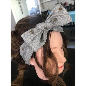 Homemade wire structured headband